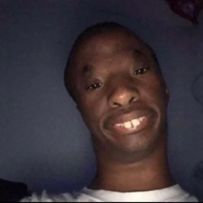 roulienne_'s profile picture. 