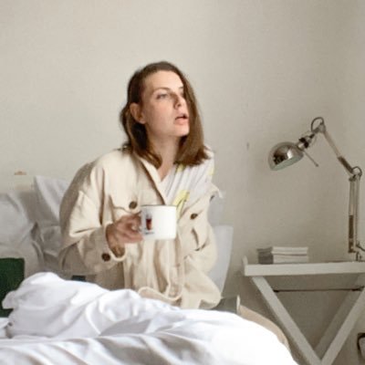 magicgoldunicor's profile picture. подбухнула и принцесса