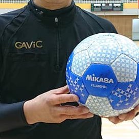 岩手県フットサルリーグ【岩手Fリーグ】公式アカウント。試合結果や会場の様子、チーム、リーグ情報を発信▼岩手県フットサルリーグは岩手県サッカー協会が主催し岩手県フットサル連盟が主管する公式リーグ。16歳(高校生)以上が出場可能。▼リーグへのお問合わせや取材申込等DMか iwate.futsal@gmail.com へ📩