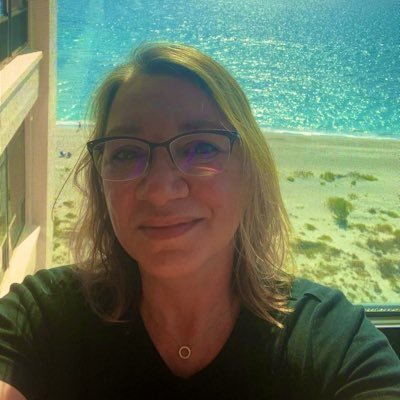 RobinBreimhurst's profile picture. just trying to be decent