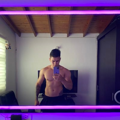MattLewisf4f's profile picture. 🛸👾We sure have a lot in common, what do you think if we dare to find out?🍆🍑🍆