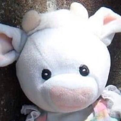 DivineEmmyMoo Profile Picture