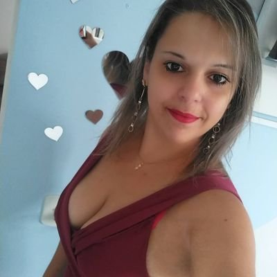 Mulher, mãe, profissional, INDEPENDÊNCIA e DETERMINAÇÃO são palavras que me definem.
#SerFelizSempre
#Paz
#Amor