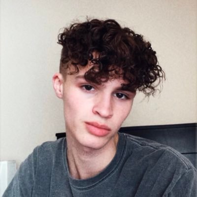 ryanhunterxi's profile picture. snapchat & ig: ryanhunterx