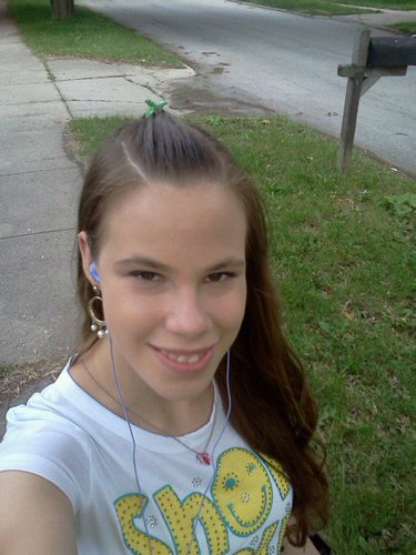 popelergirl's profile picture. get along with every one