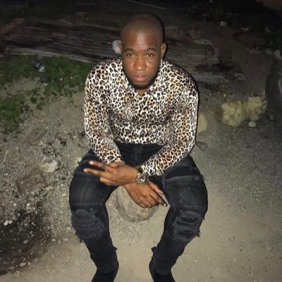 senatra_new21's profile picture. 8 letter's 1 Word AMBITION