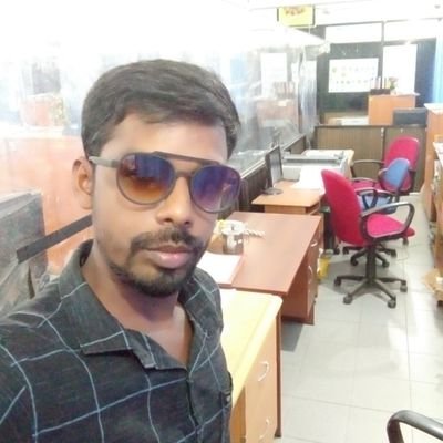 malaravan92's profile picture. மண்டியிட்டு வாழ்வதைவிட எழுந்து நின்று உயிரை விடுவது மேல்..