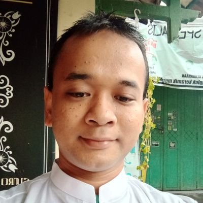 suka hal-hal yang berbau tantangan, suka berorganisasi