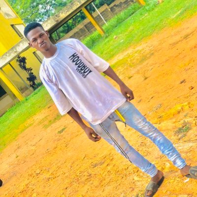 AbolajiOgundeko's profile picture. I’m the guy you love 🙈🙈🤣🤣🤣🤣