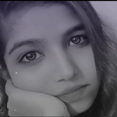 Dreamer,
Believer,
Achiever,
Music Lover.❤