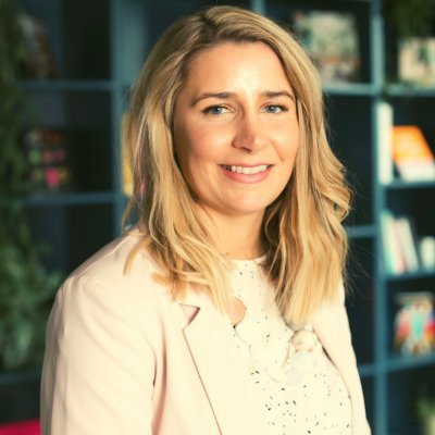 Marketing, Events, Operations & Community Specialist in London
⭐️ Head of Ops & Community, SYSTM
⭐️ Private Party Planner
⭐️ @Eventprofslive