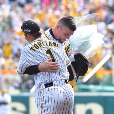 野球＆お笑い大好き人間です。⚾️阪神タイガース🐯 千鳥、かまいたち、見取り図など 🎮プロスピ🤟誰でもフォローOKです🙆‍♂️ 無言フォロー失礼します。めちゃくちゃ絡んでくれたらめちゃくちゃありがたいです！