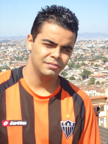 MINEIRO DE BELO HORIZONTE #23 ANOS 100%BH/Brazil!!! sigo todos que me seguem... e indico também. #UniãoDoTwitterSegueEuSigoDeVolta #teamfollowback #siguemeytesi