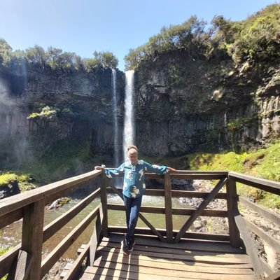 AnneAshitiva's profile picture. Mother to a Gen Z,  Wife, Educationist.
cares about the environment/ climate change