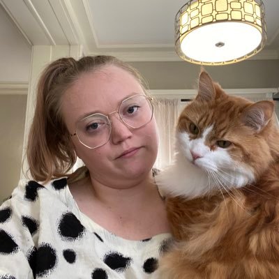 toribryan's profile picture. ✨  Knitter, Sewist, Fanfic Librarian ✨ She/her/hers