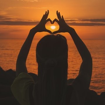 risetomotivate's profile picture. Just a girl trying to spread love and positivity into the world.