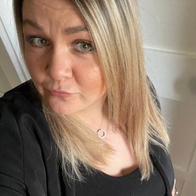 jenny_9388's profile picture. If it's gin, I'm in.