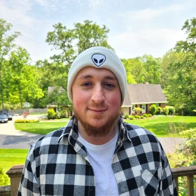 Small Streamer on twitch! Recently Affiliated and loving the growing community!
