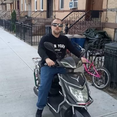 Adamsilat15's profile picture. 