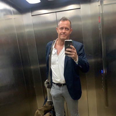 docpaulj's profile picture. seriously strained doc .... work, life, motivation all lacking in this “spamdemic”..... it’s kak but sweet