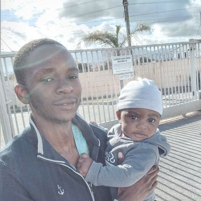 Emmanue02943024's profile picture. 