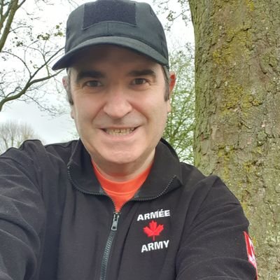 A trusted warm honest dyslexic GSOH confidence veteran man with a strong desires for bettering myself by being a passion non-fiction bookworm reader. 🇬🇧👍👏