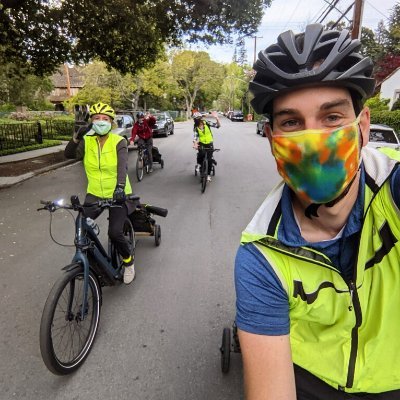 Palo Alto Unified’s 5th grade music teachers who get to all twelve elementary schools, by bike! 🚲 🎵🎺🎻