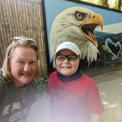 crafty07's profile picture. #FlyEaglesFly 🦅💚 🏈 #GoBirds