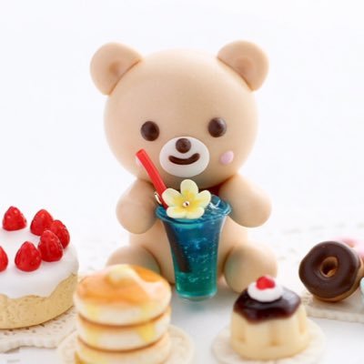 No.895オーダークレイケーキ 6/13まで発送 眠く