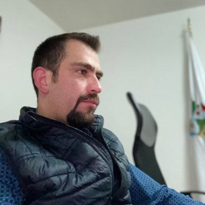 isaacfak's profile picture. constructor