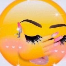 cosmicstain's profile picture. 🪺