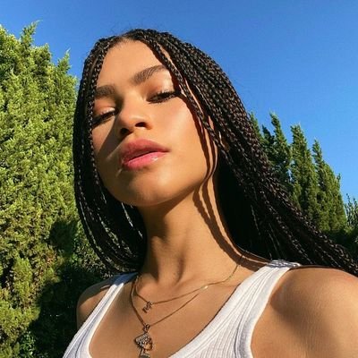 lzmb_ Profile Picture