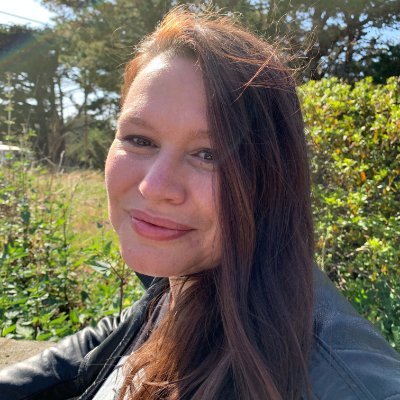 White Earth Anishinaabe, Writer, Mom, Team @PointMystic, Clarion West Alum 
That one Blue Place: @MCroft
Insta: _marguerite_croft_