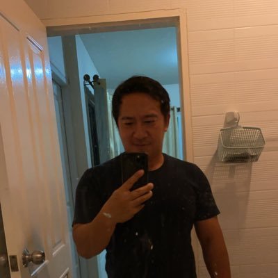 p_yothin's profile picture. 