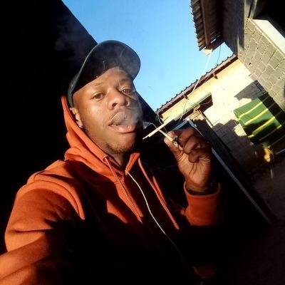 Ngi too Ghetto kahle kahle...
🤔
If you spend all of your time and energy monitoring them, you may end up losing sight of you.
#shift