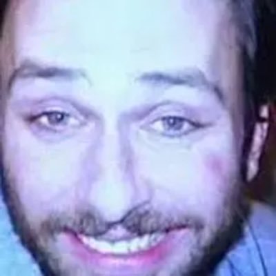 ratboi64's profile picture. books and music🙏