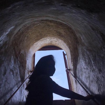 Hazelwhine's profile picture. Cooler than your aunt.