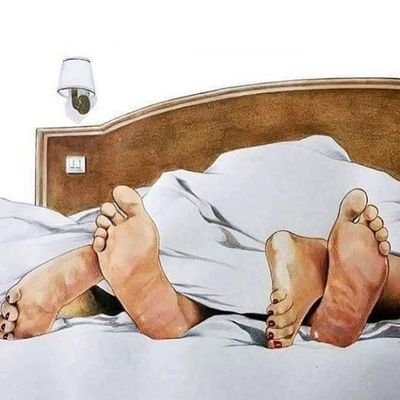 30 años 👦 20 años💃 /
Respetuosos / abiertos a propuestas interesantes
Cuenta manejada por los dos.
