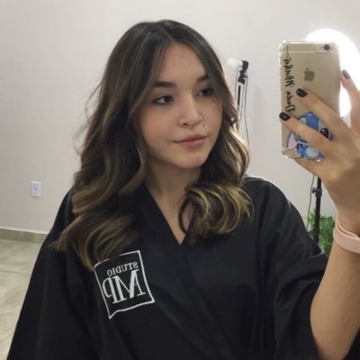 DudaMinhos's profile picture. 