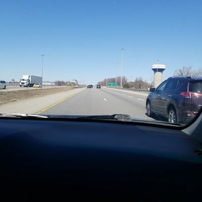 LindaLE02112577's profile picture. 