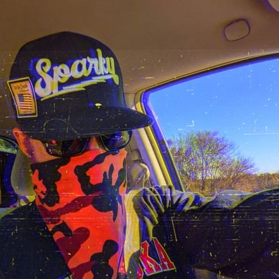 G'day mates! Fun loving electrician who likes making videos about work and making people laugh. I'm on Facebook and Instagram sparkey_the_electrician