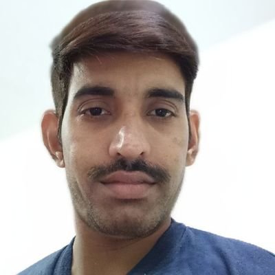 वह दौर गया जब मर्द की कामयाबी के पीछे औरत का हाथ होता था !
अब औरत हाथ ही कामयाब मर्द पर डालती है !!
😜😉