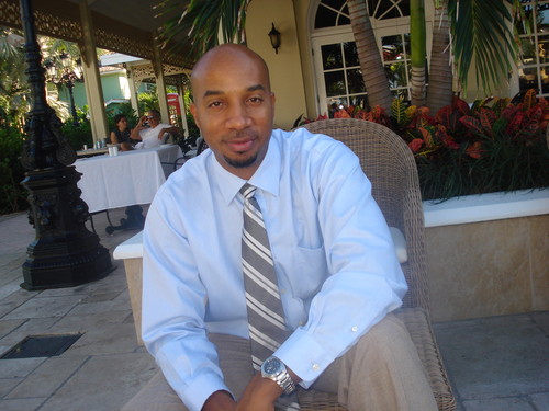 Deshon Fox is the author of The Middle Theory, a powerful spiritual book embraced by readers across the globe.