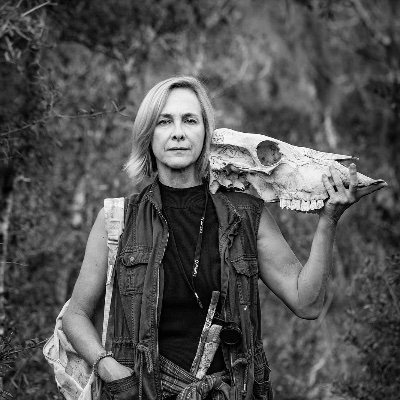 Visual artist/Curator/Cultural Producer. Views are my own, photo by Dustin Angell, https://t.co/UqVGUlft9b