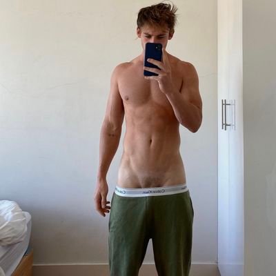 CLUBOY_'s profile picture. Sp, zona leste / Pass🌬️🔞