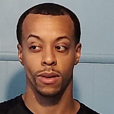 L1987__'s profile picture. 