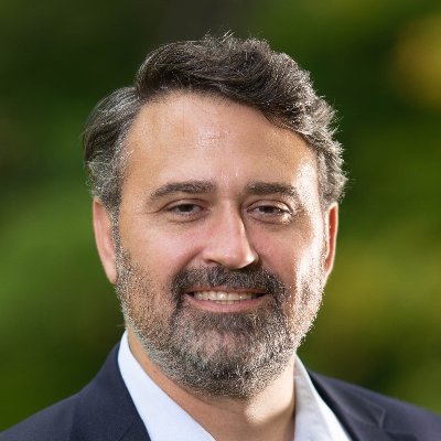 Greybeard political consultant. Partner @AscentStrategic. Monday Meeting (NY). Charleston Meeting (SC). Chairman of the Charleston County Republican Party.