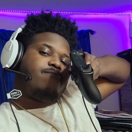 Twitch Affiliate🐺
Streamer, Gamer, College Student, 24 Years Young.. The Ville 502!
Twitch- https://t.co/afrdRxREtQ