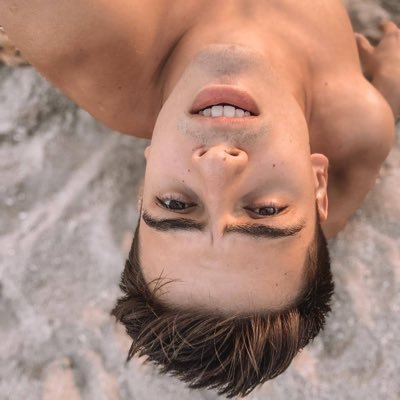 Mati_Koslab's profile picture. 👀🤷🏻‍♀️