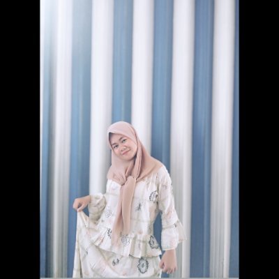 Lenoydong's profile picture. Moodyperson